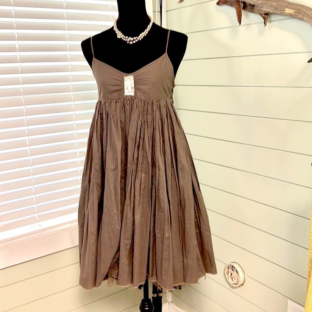 Anthropologie Sass,Soft Cocoa Pleated Dress Boho Cottage-core Flowy EUC Size 6